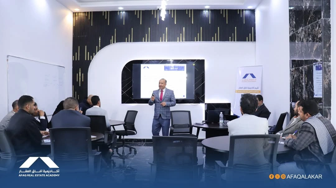 الخبير الدولي المستشار همدان عبد الكريم فارس